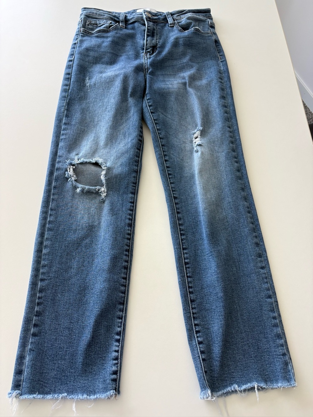 Vervet Straight leg distressed jeans - Size 29